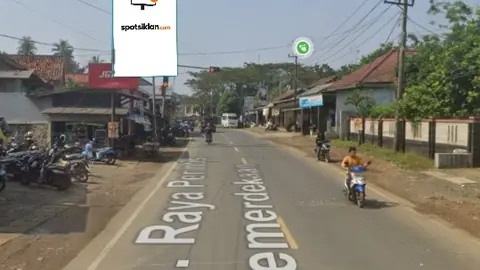 Billboard 4 × 8 m di Jl. Raya Labuan-Pandeglang (Barat Terminal Bus Labuan) (unit 1), Banten