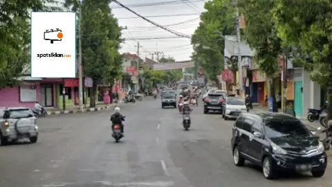 Baliho 4 × 6 m di Jl. D.I Panjaitan (Pertigaan Jl. Wirabasa), Purbalingga, Jawa Tengah