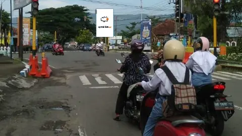 Baliho 6 × 4 m di Jl. Yos Sudarso (Samping Pengadilan Negeri), Pacitan, Jawa Timur