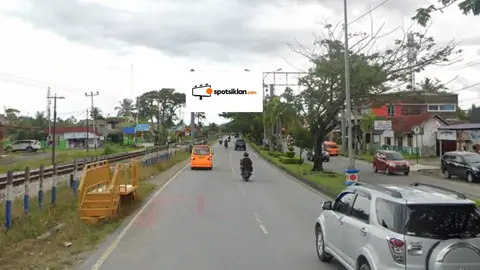 Billboard 5 × 10 m di Jl. Adinegoro No 8-15 Batang Kabung Ganting (View dari Air Tawar Padang), Sumatera Barat