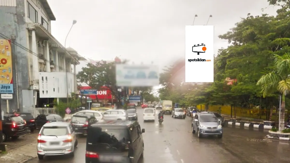Billboard 5 × 10 m di Jl. Dipenogoro (Depan Mulia Plaza Elektronik)Kota Padang, Sumatera Barat