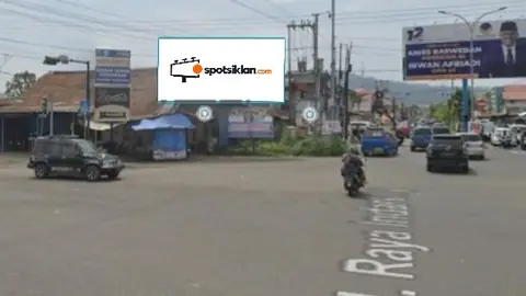 Billboard 8 × 4 m di Jl. Raya Padang - Solok (dari Jl. Raya Indarung menuju Pusat Kota Padang), Sumatera Barat