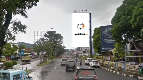 Billboard 6 × 12 m di Jl. Pemuda (Dari Damar Plaza Menuju Pasar Raya), Padang, Sumatera Barat