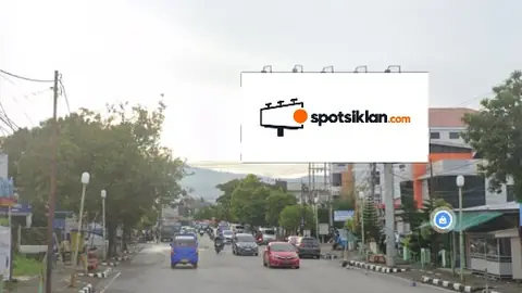 Billboard 10 × 5 m di Dari Jl. Proklamasi Menuju Jl. Kesatria, Padang, Sumatera Barat