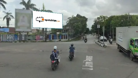 Billboard 5 × 10 m di Jl. Khatib Sulaiman (Arah Pusat Kota Padang), Sumatera Barat