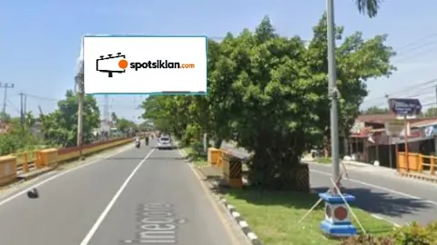 Bando Jalan 5 × 10 m di Jl. Adinegoro (Depan komplek Mutiara Putih), Padang, Sumatera Barat
