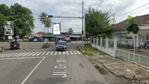 Baliho 6 × 4 m di Jl. H. Agus Salim Alai Parak Kopi (Dari Jl. Dr. Wahidin Menuju Pasar Raya & By Pass), Padang, Sumatera Barat