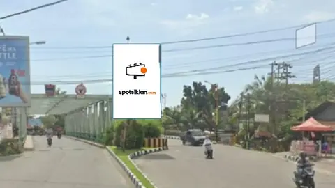 Baliho 6 × 4 m di Arah Dari Jl. Andalas Menuju ke Pasae Raya, Padang, Sumatera Barat