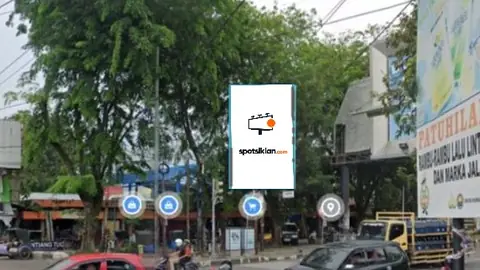 Baliho 6 × 4 m di Jl. S. Parman (Dari Arah Jl. Paus- Veteran), Padang, Sumatera Barat