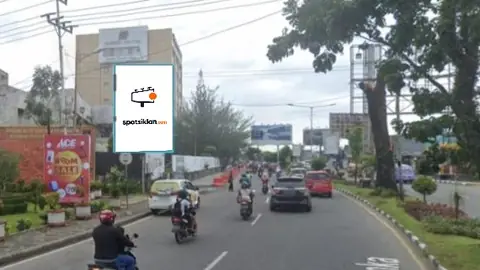 Baliho 6 × 4 m di Dari Arah Jl. Prof. Dr. Hamka - Pusat Kota, Padang, Sumatera Barat
