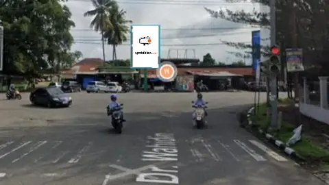 Baliho 6 × 4 m di Jl. Sawahan (Dari Jl. Dr. Wahidin menuju Pasar Raya / By Pass), Padang, Sumatera Barat