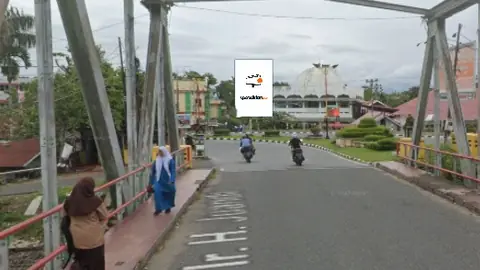 Baliho 4 × 6 m di Jl. Ir H Juanda (Area Jembatann Purus, Sebelum Pasar Pagi), Padang, Sumatera Barat