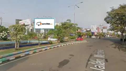 Billboard 5 × 10 m di Jl. Gajahmada - KH Mansyur (Sebrang Monumen Pekalongan), Jawa Tengah