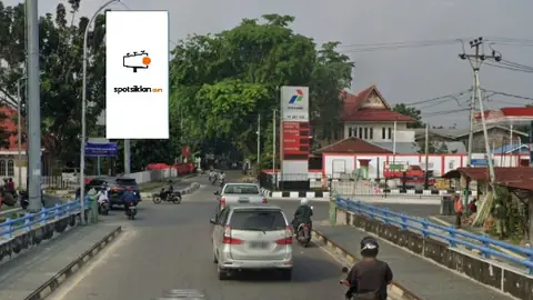 Billboard 10 × 5 m di Jl. Panglima Undan (Lexton III, Dari Arah Jl. Yos Sudarso Rumbai Menuju Jl. Riau), Pekanbaru