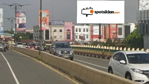 Billboard 6 × 12 m di Jl. Lintas Sumatra (Dari Atas Flyover, Area Pusat Kota Pekanbaru, Depan Tjokro Hotel), Riau