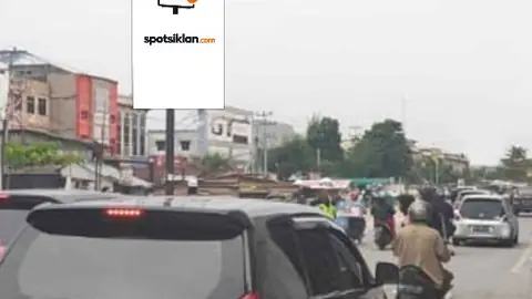 Billboard 5 × 10 m di Jl. Soekarno - Hatta (Pintu Keluar Living World), Pekanbaru, Riau