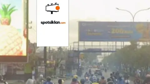 Billboard 5 × 10 m di Jl. HR Soebrantas (Area Simpang Tabek Gadang, Arah Bandara Sultan Syarif), Pekanbaru, Riau