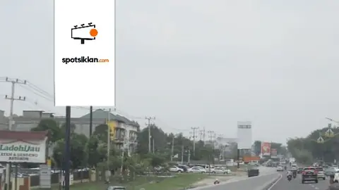 Billboard 5 × 10 m di Jl. Soekarno-Hatta (Depan Sambalada Hijau, Arah Mall Ciputra Seraya), Pekanbaru, Riau