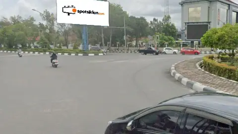 Billboard 5 × 10 m di Jl. G Obos (Bundaran Kecil Palangkaraya), Kalimantan Tengah