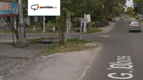Baliho 2 × 4 m di Jl. G. Obos (Arah Taman Kota Palangkaraya), Kalimantan Tengah