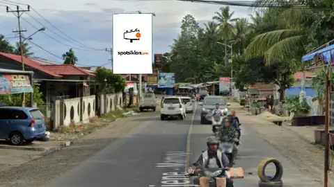 Baliho 6 × 4 m di Jl. Poros Majene-Mamuju (Depan Masjid Jami Haharuddin Lopa, Hadap Utara), Polewali Mandar, Sulawesi Barat