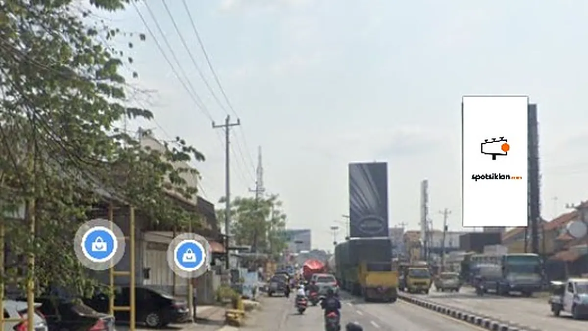 Billboard 10 × 5 m di Jl. Jend Sudirman (Perempatan Comal), Pemalang, Jawa Tengah