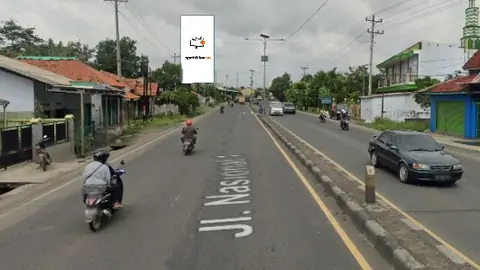 Billboard 10 × 5 m di Jl. Raya Petarukan (arah ke Semarang), Pemalang, Jawa Tengah
