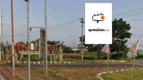 Baliho 6 × 4 m di Jl. Perintis Kemerdekaan (Perempatan Jl. Lingkar Arteri), Pemalang, Jawa Tengah