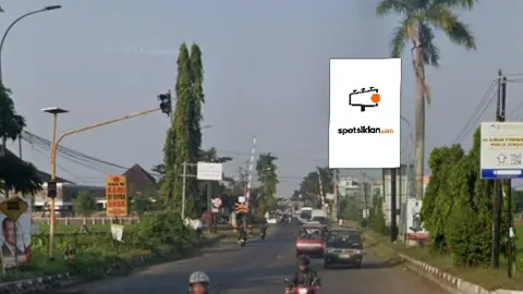 Baliho 4 × 6 m di Jl. Perintis Kemerdekaan (Menuju Gapura PEMALANG IKHLAS), Jawa Tengah