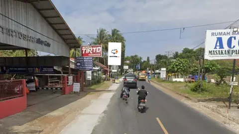 Billboard 4 × 6 m di Jl. Raya Merdeka, Pangandaran, Jawa Barat