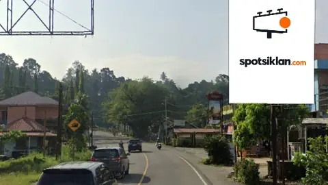 Baliho 4 × 6 m di Jl. Sicincin (Arah RSUD Padang Pariaman), Sumatera Barat