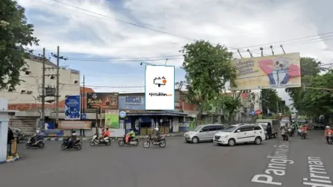 Baliho 6 × 4 m di Jl. PB Sudirman (Pertigaan Jl. PB Sudirman Area Blk Tegal), Probolinggo, Jawa Timur