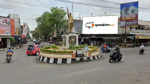 Billboard 5 × 10 m di Jl. A Yani (Area Patung WR Supratman), Purworejo, Jawa Tengah