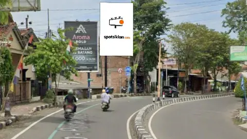 Baliho 6 × 4 m di Dari Pertigaan Jl. Jend Sudirman, Purworejo, Jawa Tengah