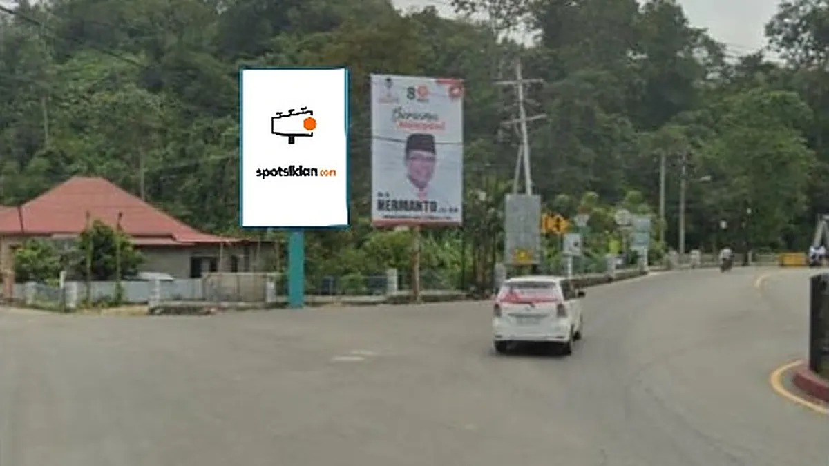 Baliho 6 × 4 m di Jl. St. Syahrir (Dari Pasar Kota Painan menuju Perbatasan Bengkulu), Pesisir Selatan, Sumatera Barat