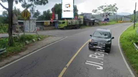 Baliho 6 × 4 m di Jl. Jendral Sudirman (Dari Pasar Baru Bayang menuju Kota Painan), Pesisir Selatan, Sumatera Barat