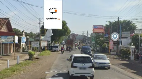Baliho 6 × 4 m di Jl. Raya Pati - Tayu (Sebelum Monumen Bambu Runcing), Jawa Tengah