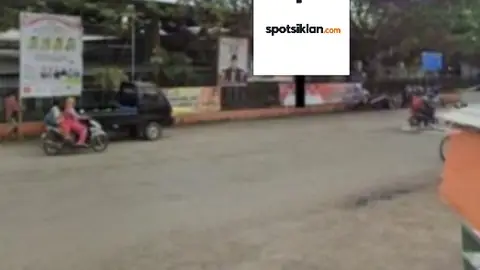 Baliho 6 × 4 m di Alun-Alun Tayu (Depan Alun Alun Tayu), Pati, Jawa Tengah