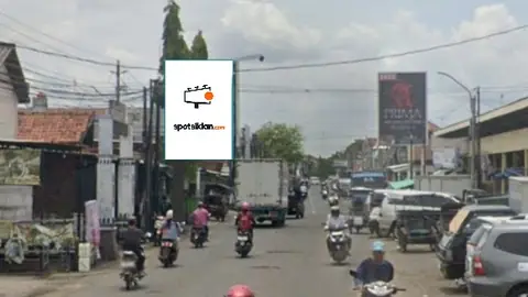 Baliho 4 × 6 m di Jl. Ki Hajar Dewantoro (Depan Pasar Juwana), Pati, Jawa Tengah
