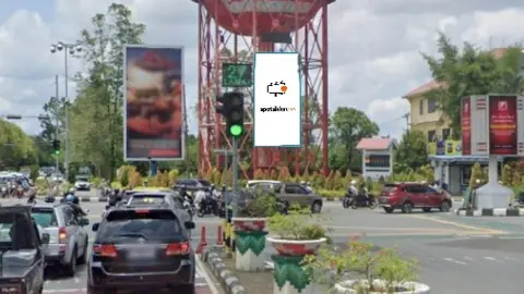 Billboard 8 × 4 m di Jl. Ahmad Yani (Simpang Jl. Gusti Lelanang), Pontianak, Kalimantan Barat