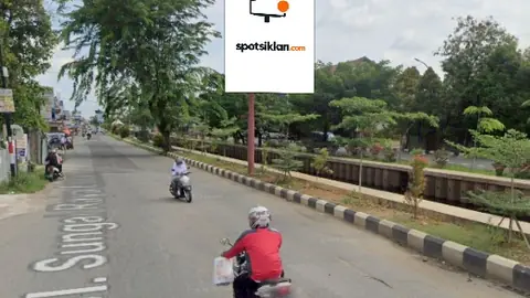 Baliho 6 × 4 m di Jl. Sungai Raya Dalam (Area Perbatasan Kota), Pontianak, Kalimantan Barat