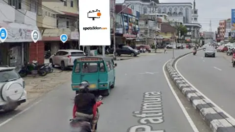 Baliho 4 × 6 m di Jl. Wolter Monginsidi (Simpang Jl. Pattimura, arah Taman Alun-alun Kapuas), Pontianak, Kalimantan Barat