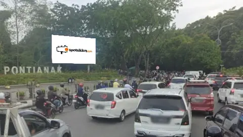 Videotron 5 × 10 m di Jl. Jenderal Ahmad Yani (Dari Bundaran Untan - Pontianak), Kalimantan Barat