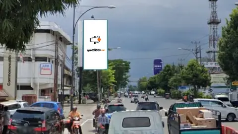 Billboard 4 × 8 m di Jl. Jend. Sudirman (Area Depan Richeese Factory Purwokerto), Jawa Tengah