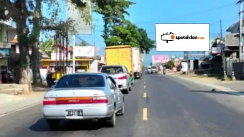 Billboard 5 × 10 m di Jl. Raya Buntu (Depan Bengkel Mobil Gun Motor), Purwokerto, Jawa Tengah