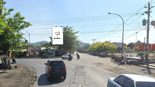 Baliho 6 × 4 m di Jl. Jaya Sirayu (Depan Alun-Alun Banyumas), Purwokerto, Jawa Tengah