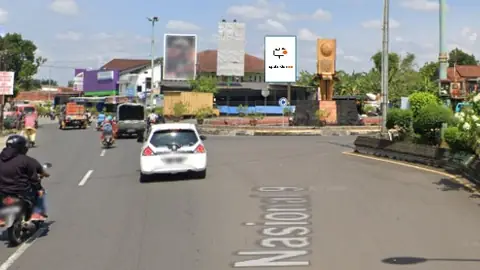 Baliho 6 × 4 m di Jl. Gerilya -Jl. Sudirman Timur (Bundaran Air Mancur Berkoh), Purwokerto, Jawa Tengah