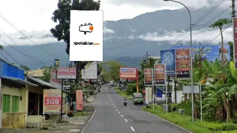 Baliho 6 × 4 m di Jl. Raya Baturraden (Area Destinasi Wisata Baturraden), Purwokerto, Jawa Tengah