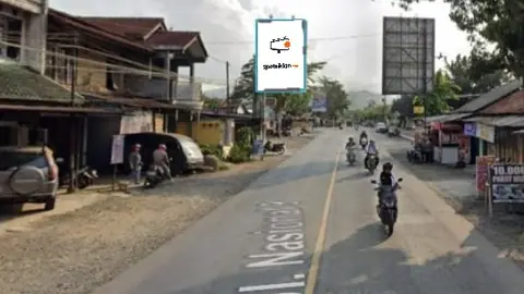 Baliho 6 × 4 m di Jl. Raya Bayumas (Seberang Alun Alun), Purwokerto, Jawa Tengah