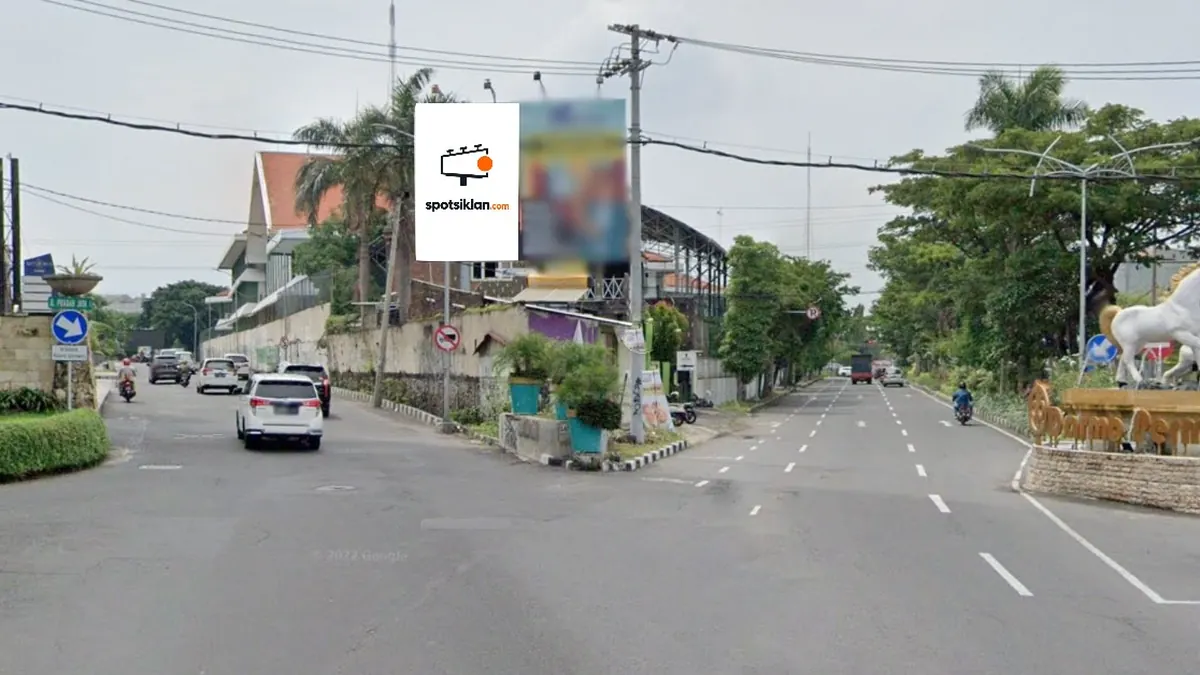 Billboard 4 × 6 m di Jl. Mayjen HR Muhammad (Patung Kuda) Space 1, Surabaya, Jawa Timur
